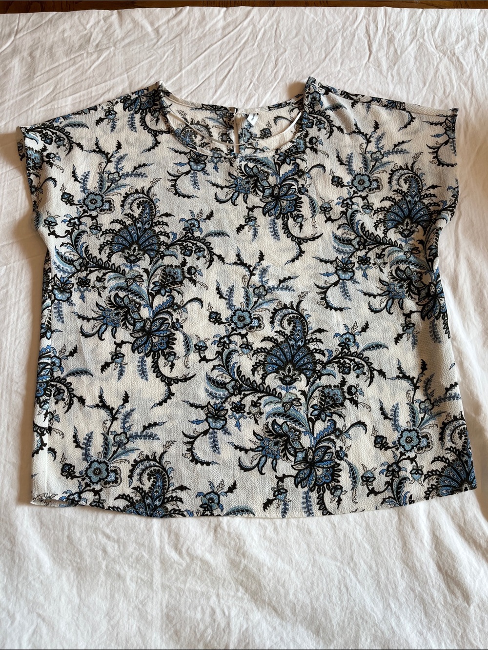 Soyaconcept Womens Floral Short Sleeve Top Blue and Cream, Size M